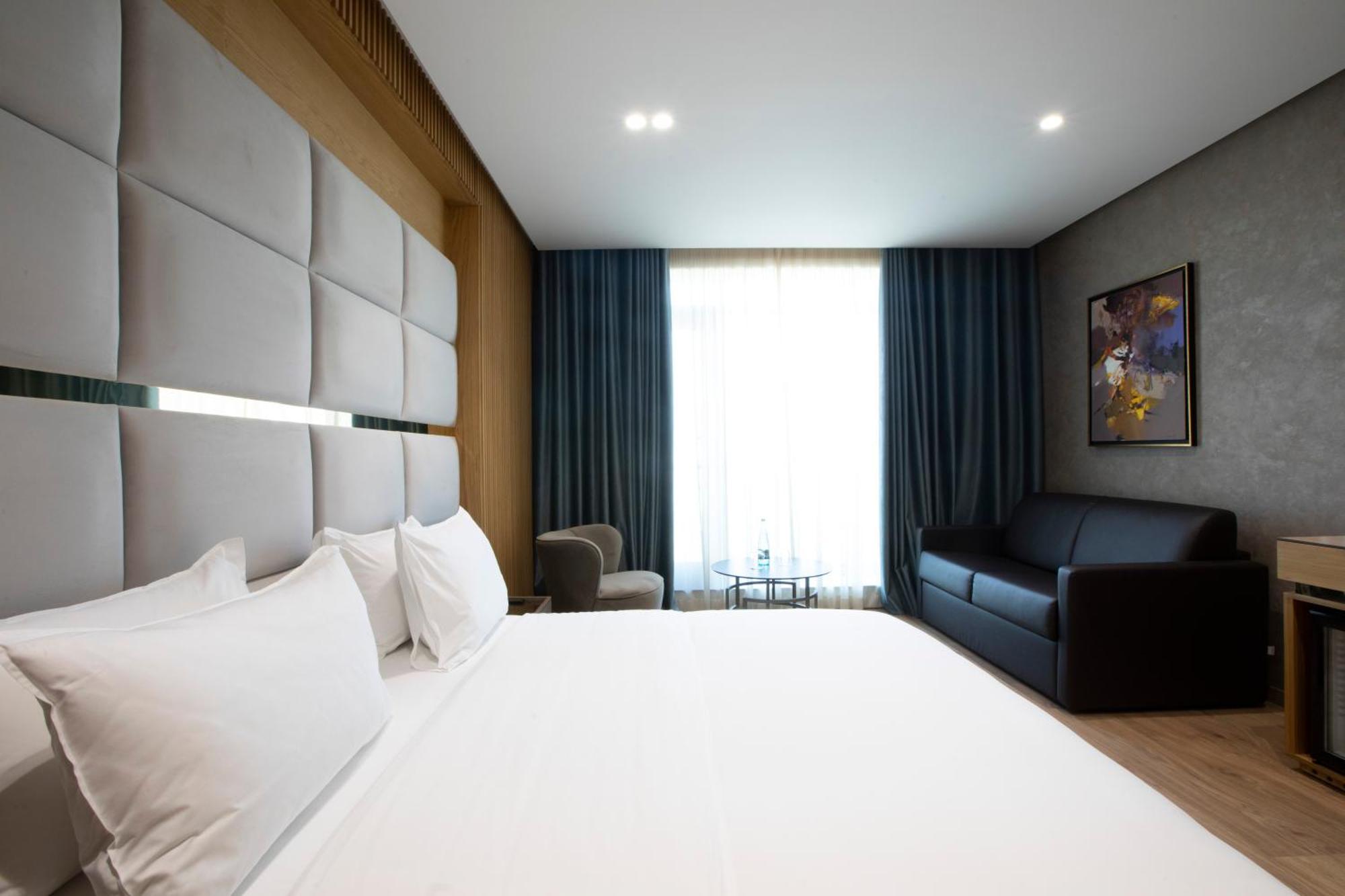 Marinaj Hotel & Spa Тирана Экстерьер фото