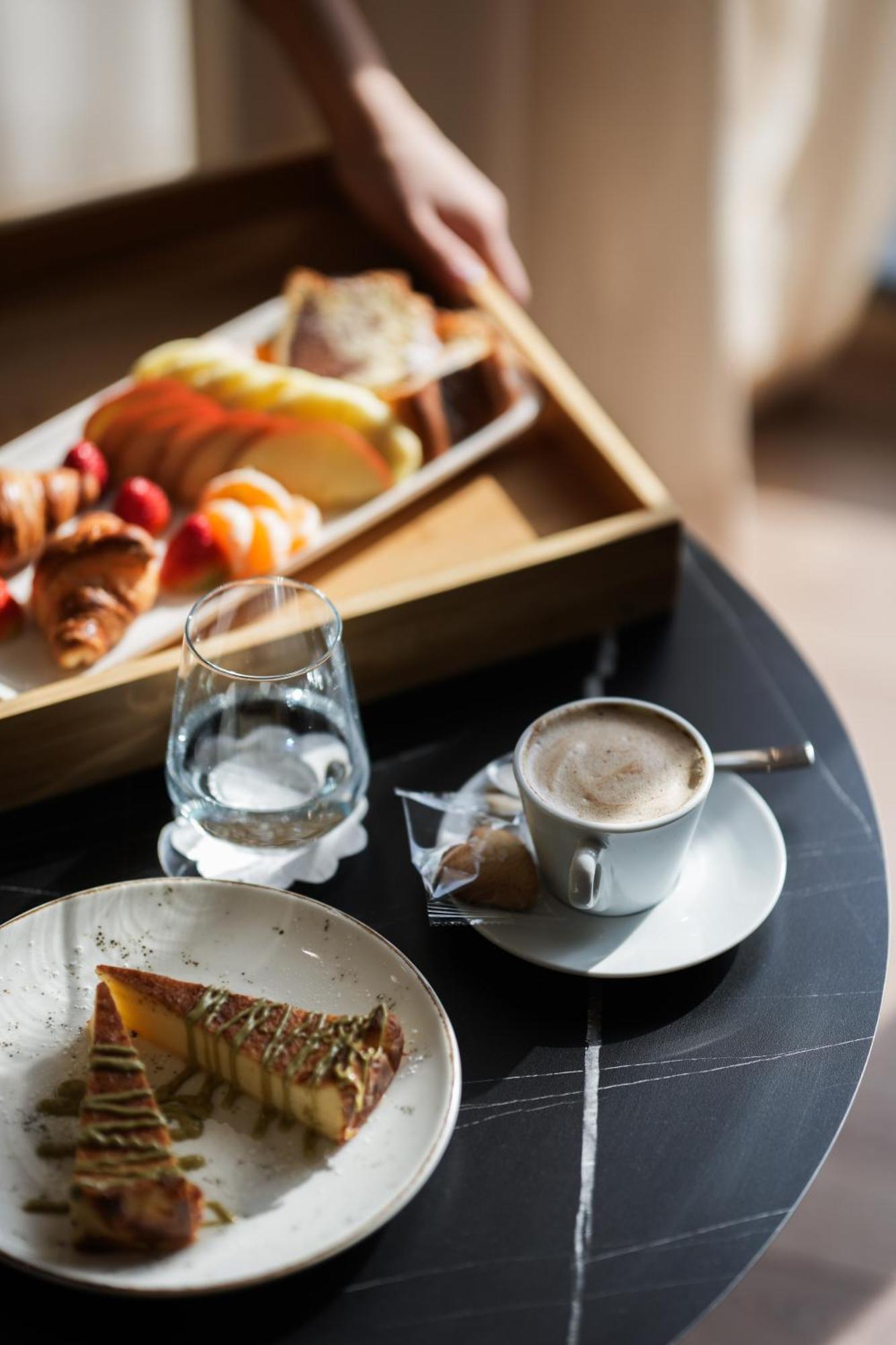 Marinaj Hotel & Spa Тирана Экстерьер фото
